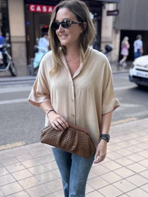CAMISA OVERSIZE C/MAO
